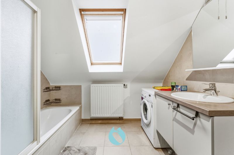 Opbrengsteigendom bestaande uit 8 entiteiten met parkeerplaatsen foto 17