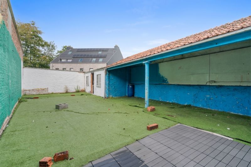 Woning met handelsruimte/bureel foto 19