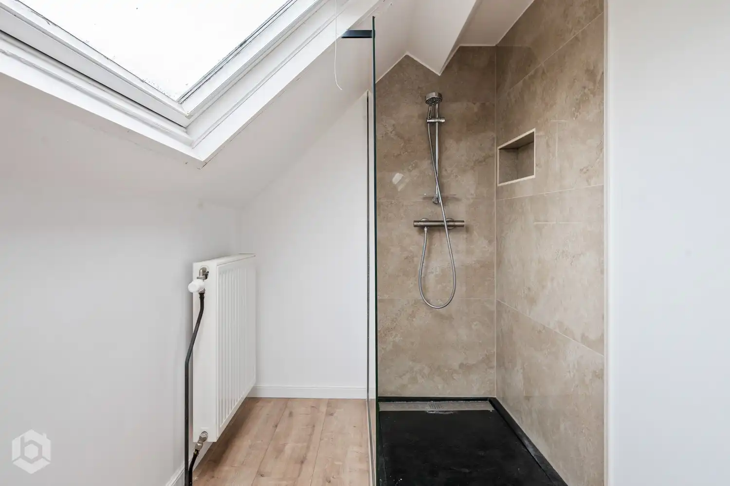 Ruime woning met 3 slpkrs te Mechelen foto 16