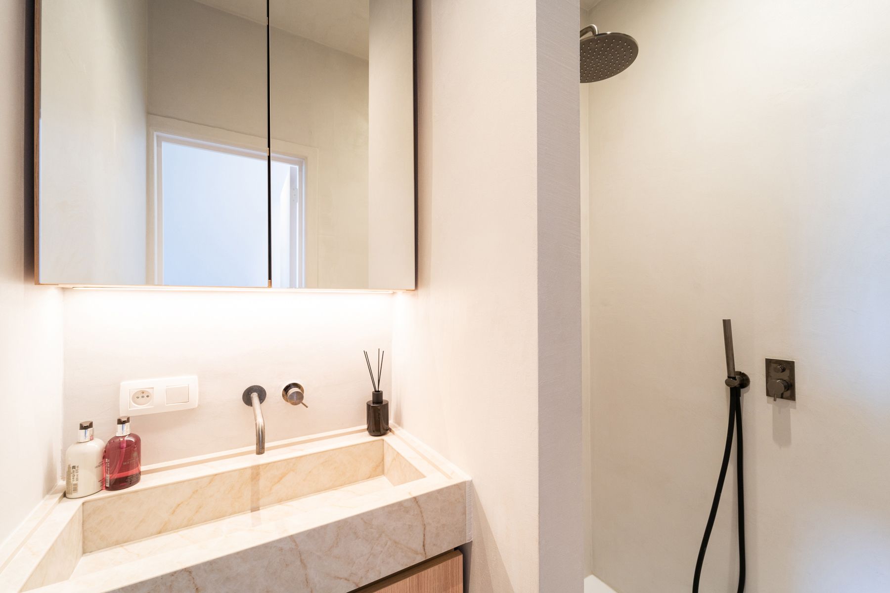 Bemeubeld dakappartement op “Het Zuid” foto 6