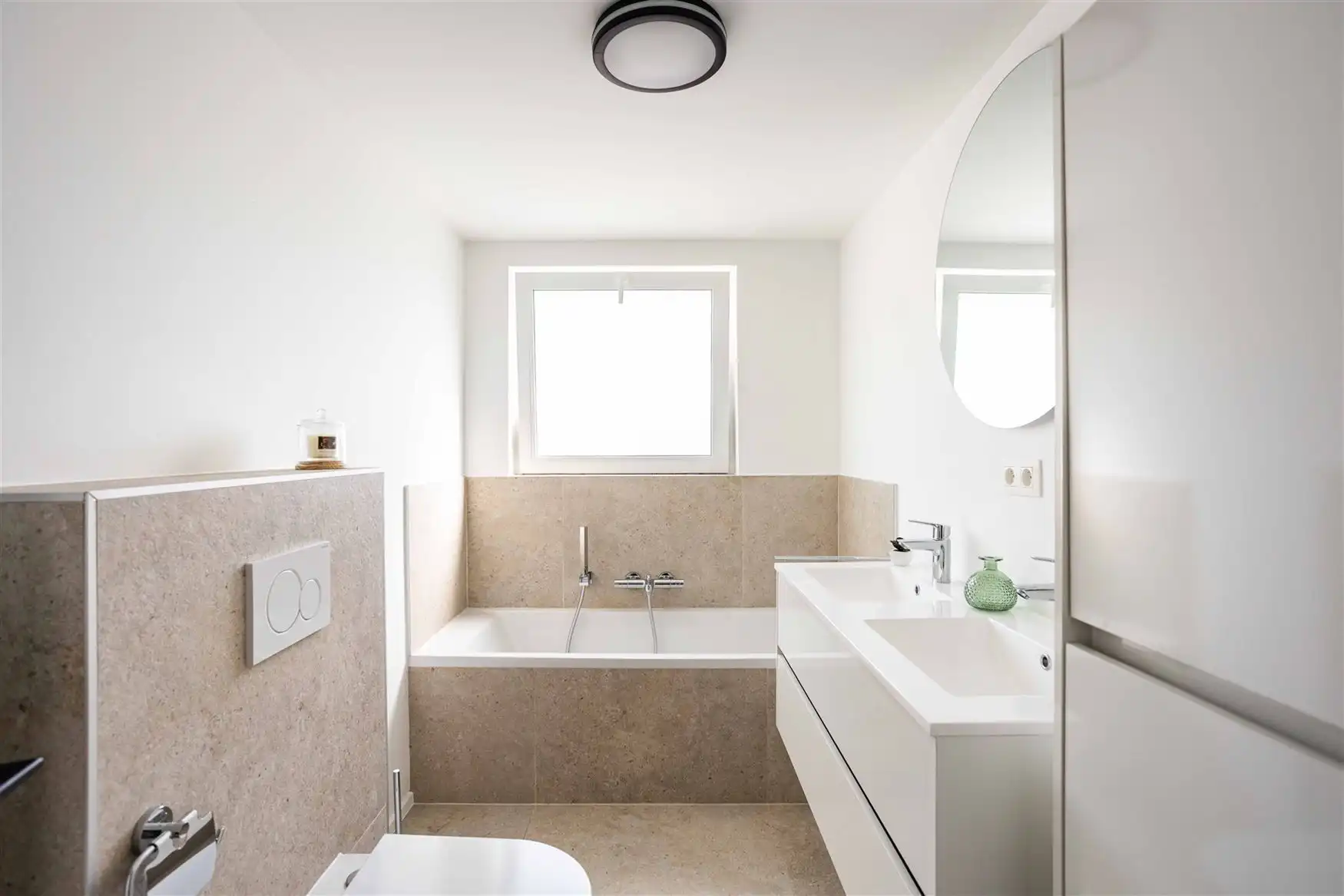 99% vernieuwd. Zuidtuin. Topligging nabij station Merelbeke. foto 11