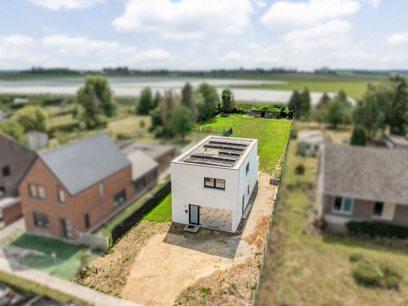 Recente, passieve gezinswoning op 12are foto 30