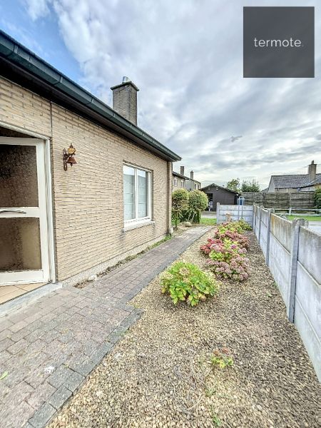 Te renoveren vrijstaande woning met grote tuin foto 3