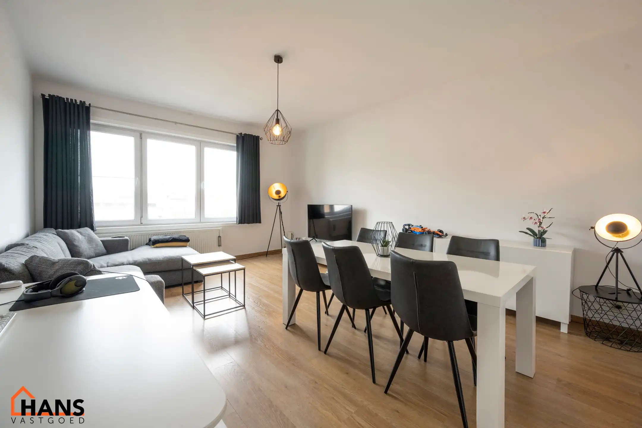 Recent gerenoveerd appartement op de 2de verdieping zonder lift. foto 2