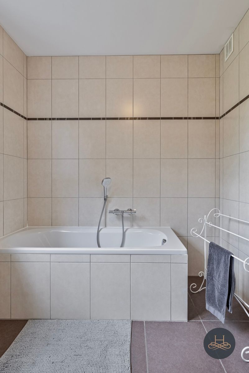 Energiezuinige HOB met prachtige tuin in rustige buurt foto 15