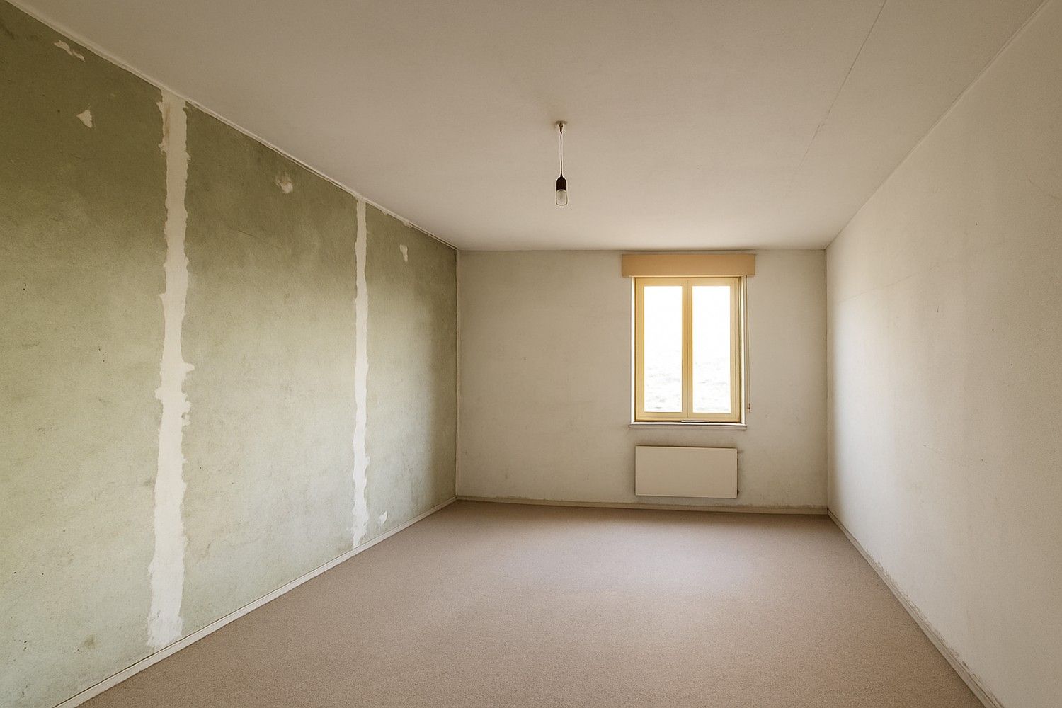 Ruim appartement (H.O.B) pal in Genk-Centrum - Investeringskans! foto 9