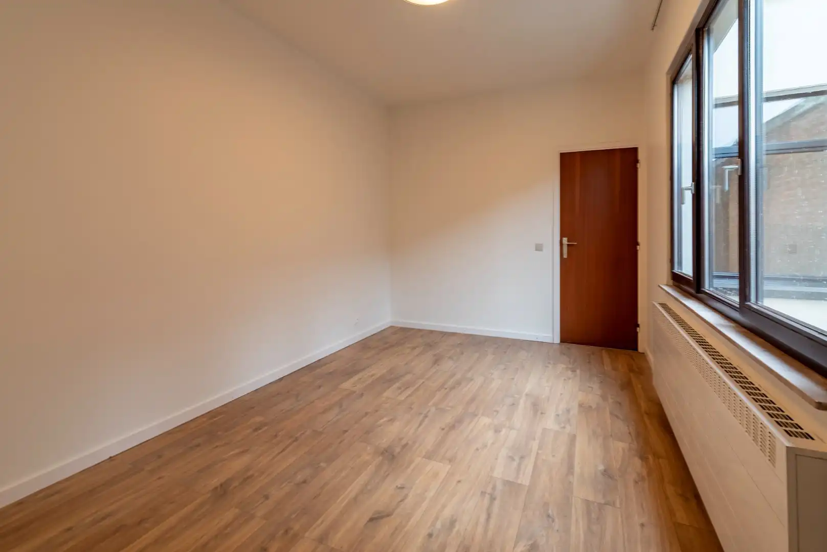 Ruim één-slaapkamerappartement met toplocatie op het Zuid! foto 12
