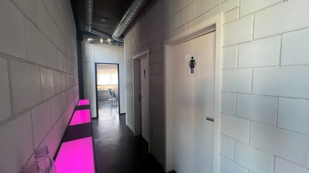 Bedrijfspand met appartement te koop nabij N47 in Lebbeke foto 21