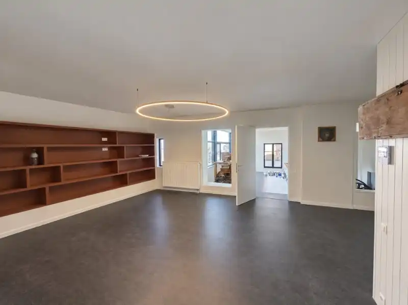 Stijlvol kantoor van 240 m² in historisch pand aan de Vrijdagmarkt foto 6