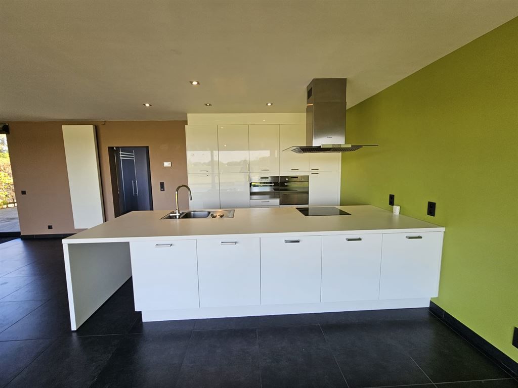 huis met prachtig uitzicht foto 5