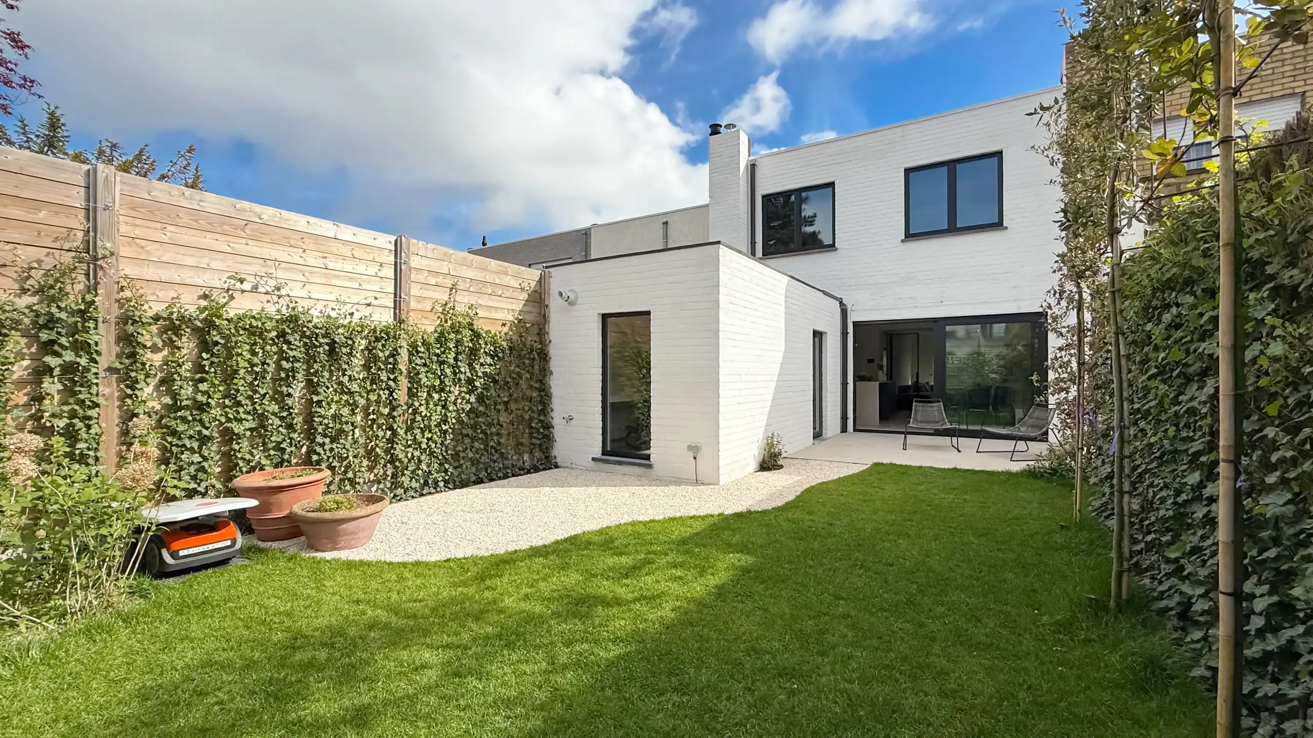 Gerenoveerde woning met zonnige tuin nabij de Graaf Jansdijk foto 9