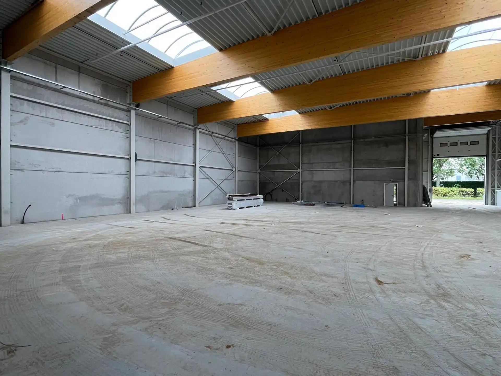 Wommelgem: magazijn 720m² met kantoren foto 5