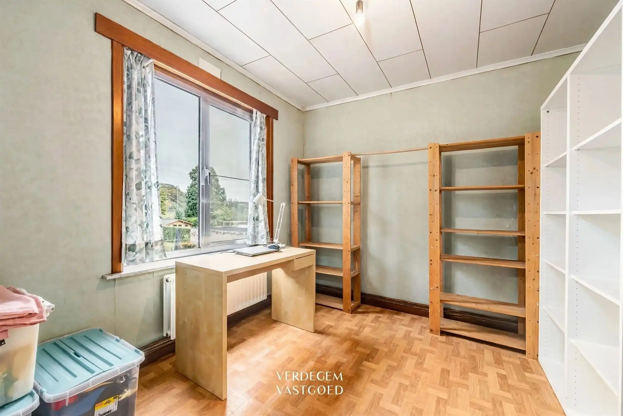 Charmante woning met 3 slaapkamers, garage en diepe tuin 1.010m² met open zicht foto 9