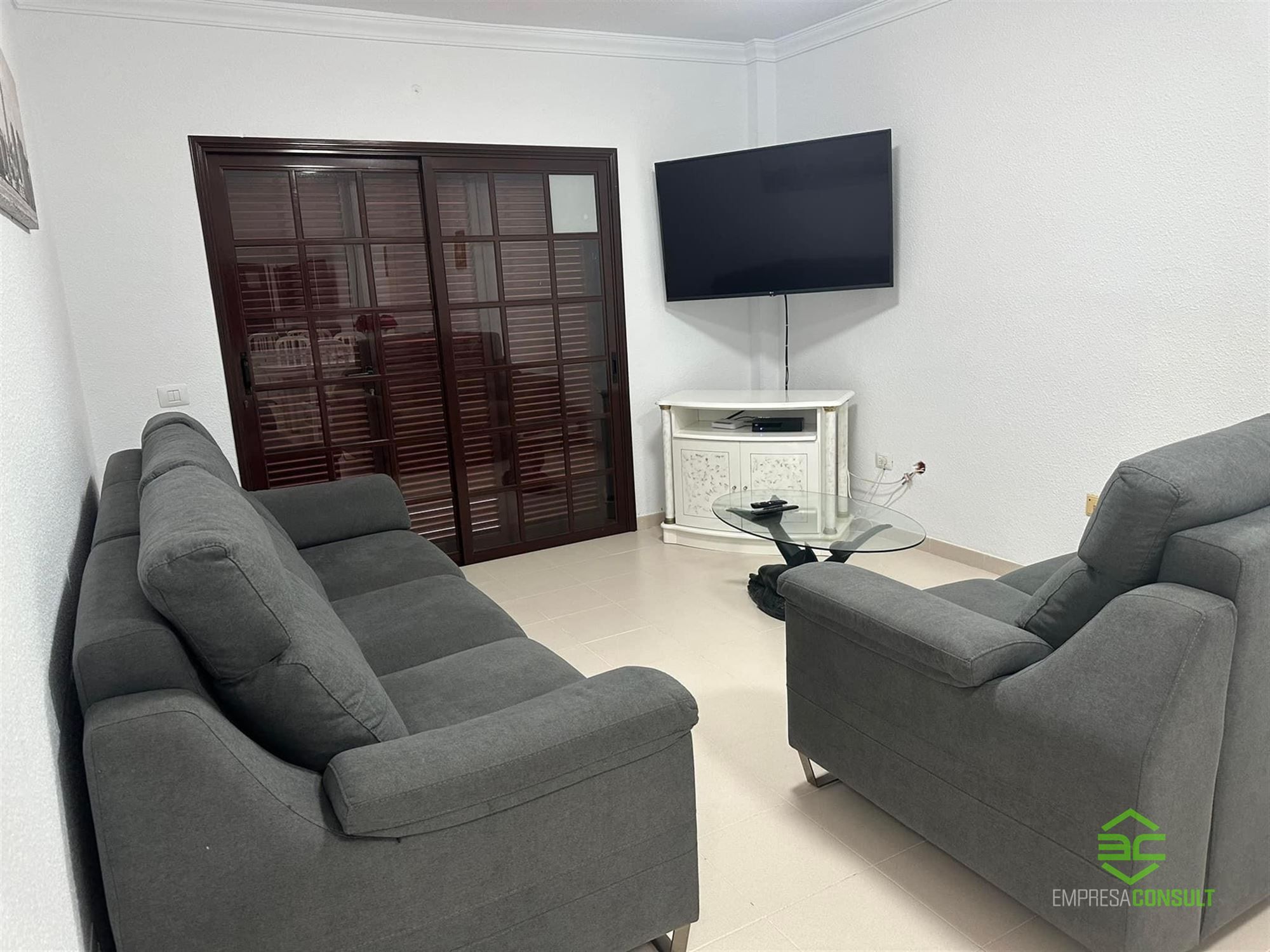 Ruim gelijkvloers appartement met terras, 3 slpk en 2 bdkmrs in Tenerife foto 4