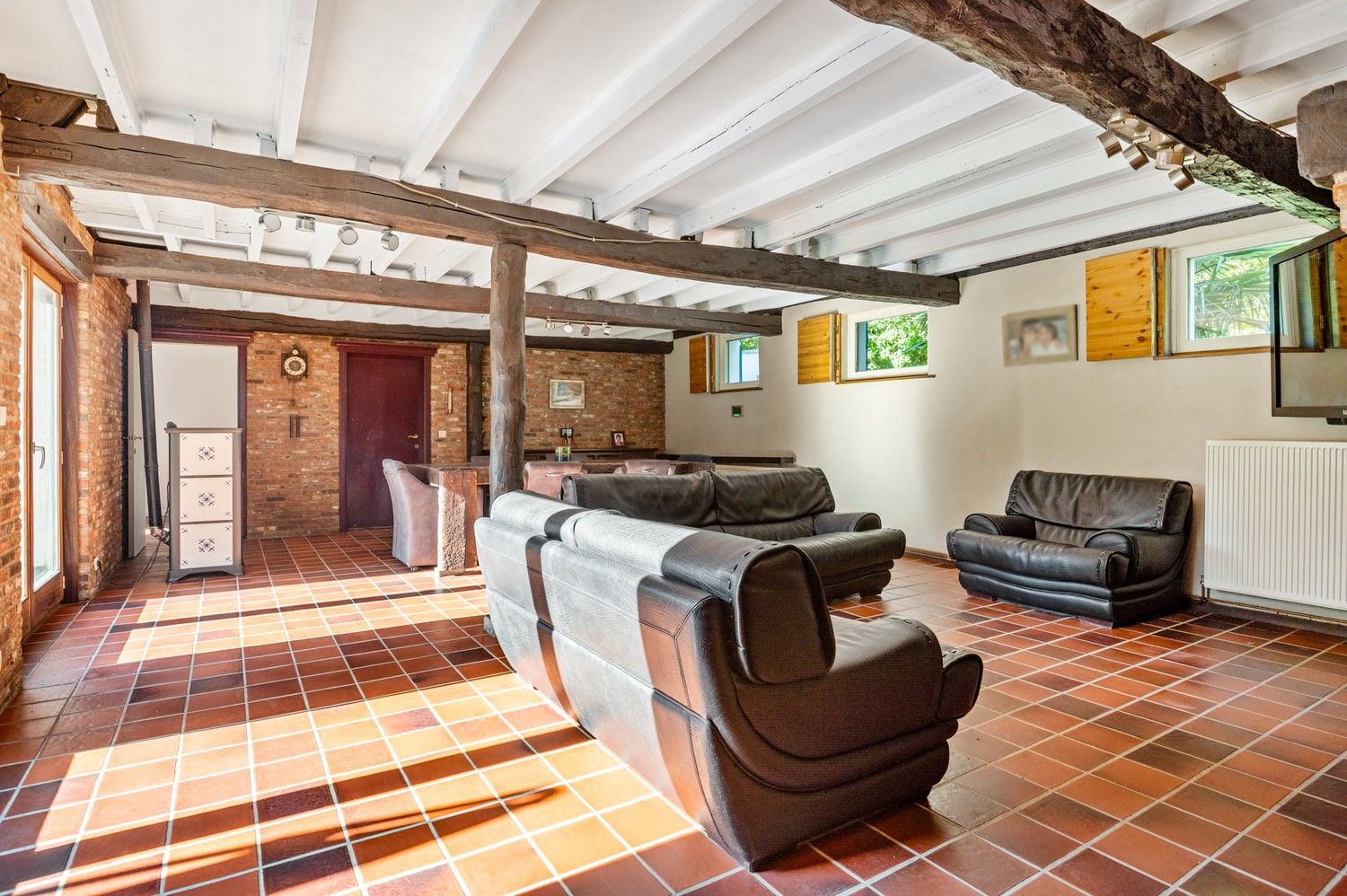 Charmante hoeve in een oase van groen foto 6