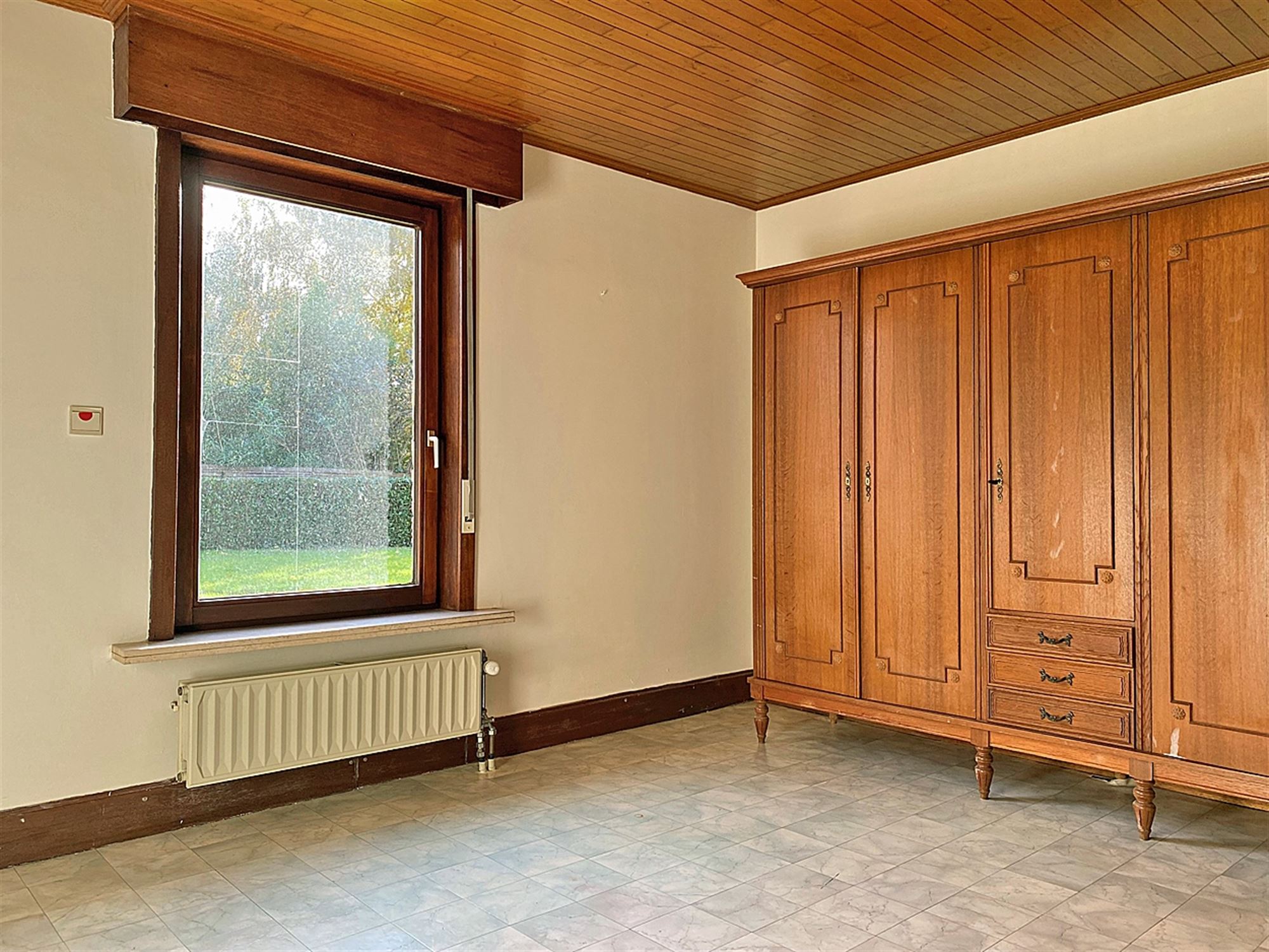 LAAGBOUWVILLA met 2 SLAAPKAMERS & GARAGE op een gunstig gelegen PERCEEL van 762m² foto 12