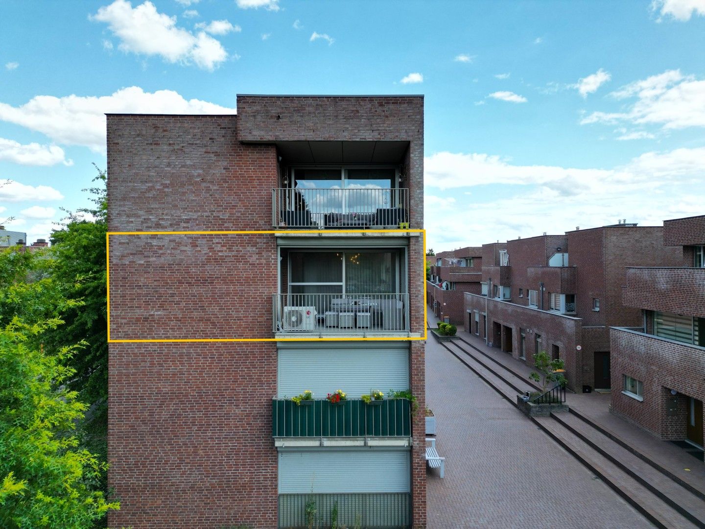 APPARTEMENT MET 2 SLKPS TE KOOP - HARTJE MAASMECHELEN foto 2