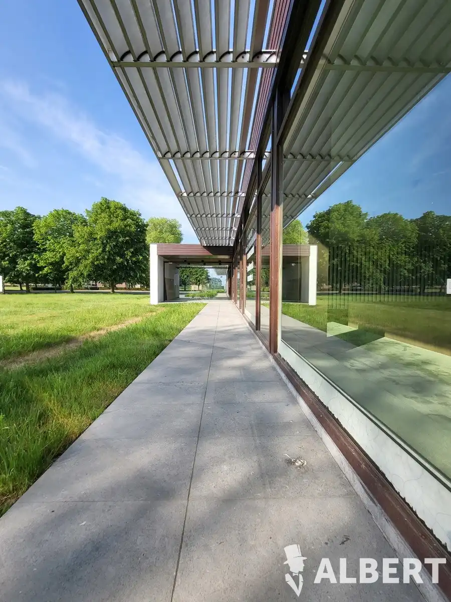 Klassevolle handelsruimtes, centraal gelegen te Loppem foto 14