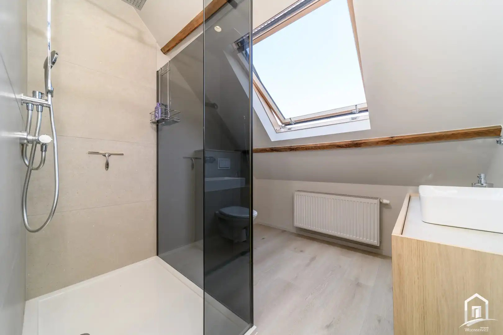 Unieke loftwoning met inpandige garage foto 15