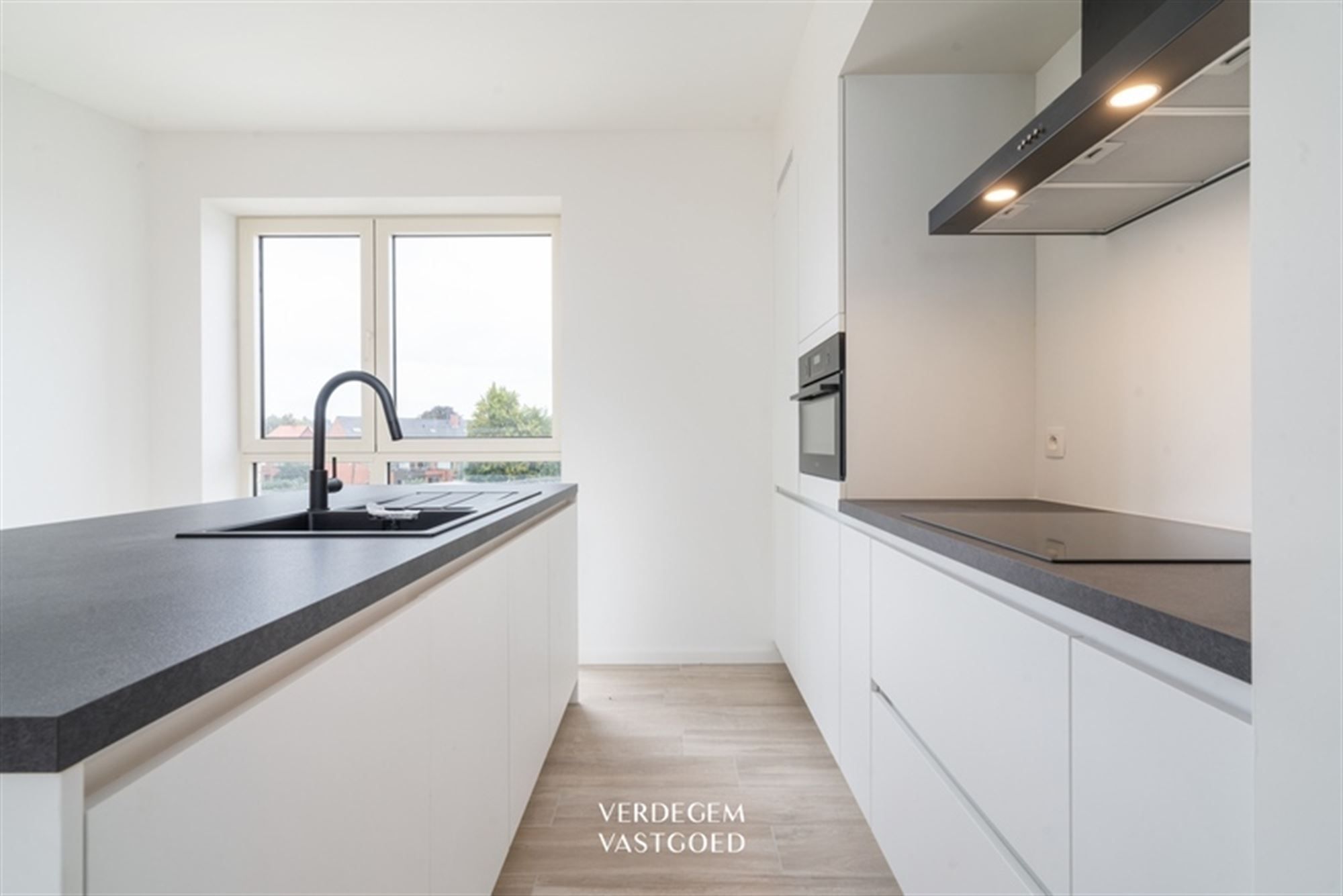 Prachtig duplexappartement met 3 slaapkamers en overdekt terras foto 8