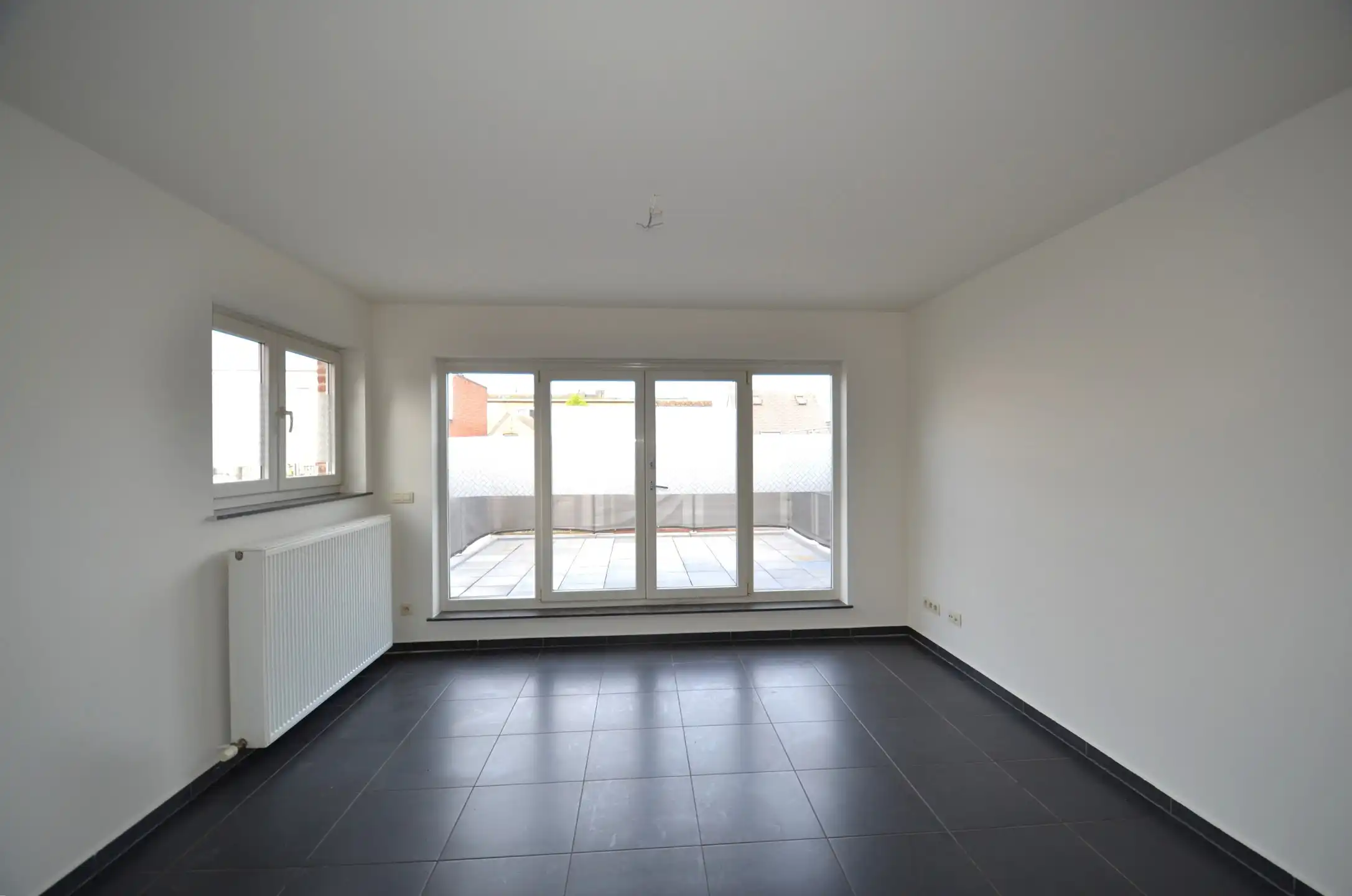 Zeer rustig gelegen appartement met 2 slaapkamers foto 3