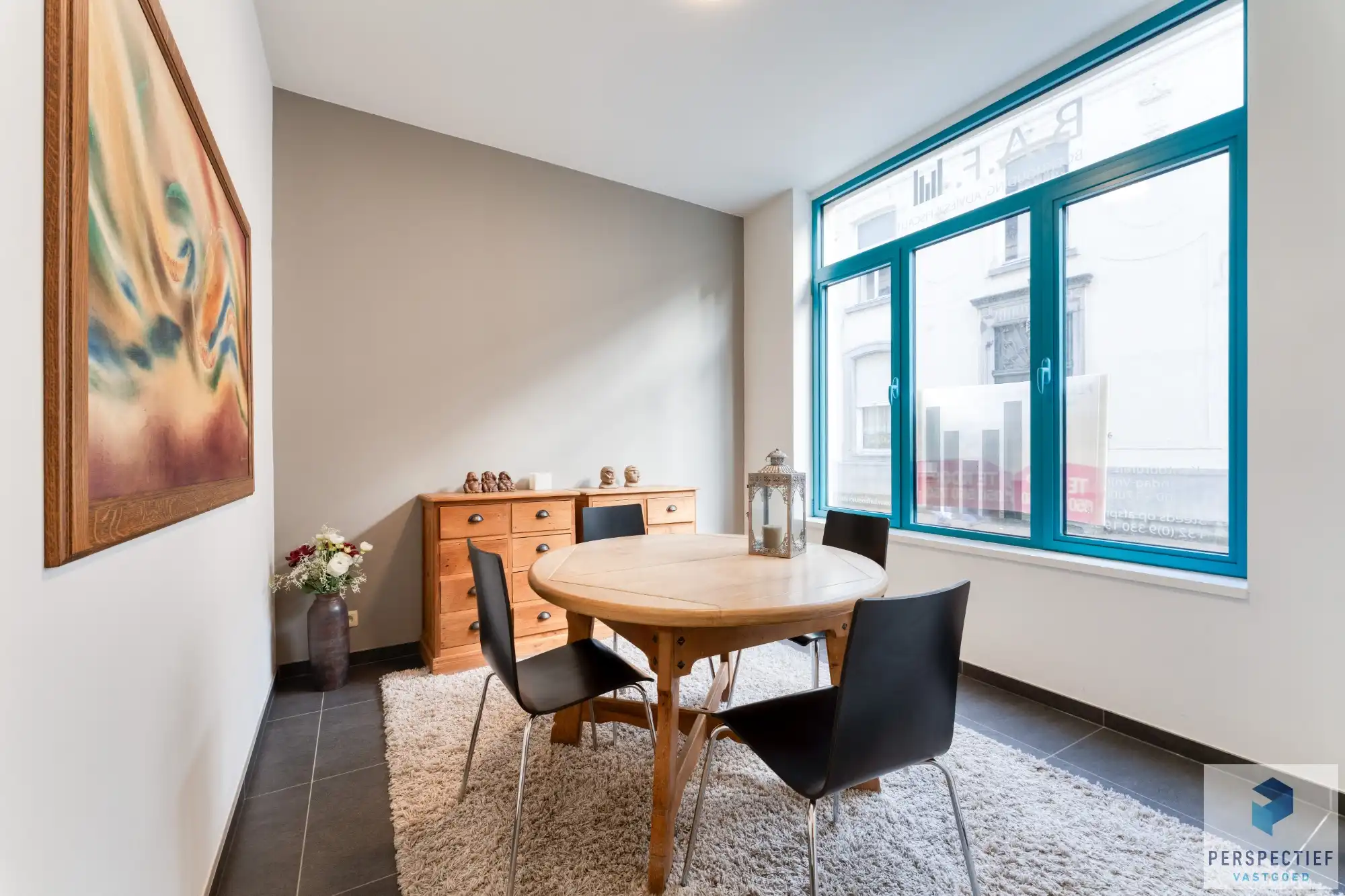 Veelzijdig handelshuis/kantoorgebouw foto 5