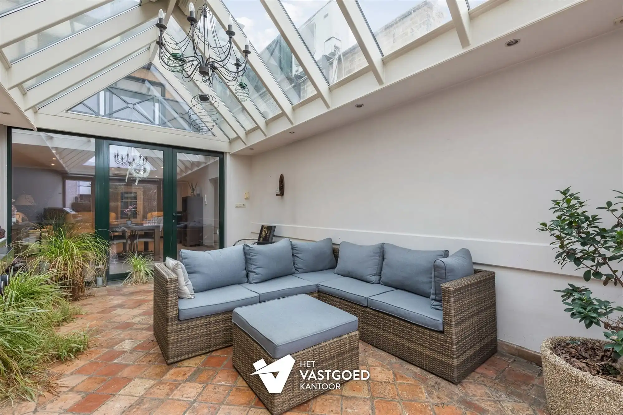 PERFECT ONDERHOUDEN GELIJKVLOERS APPARTEMENT (135M²) MET 2 SLAAPKAMERS + DRESSING EN TERRAS TE LAAKDAL foto 14