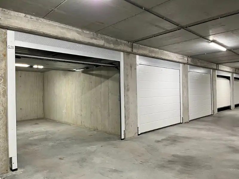 App met 2  slpkm, garage en kelderberging foto 22