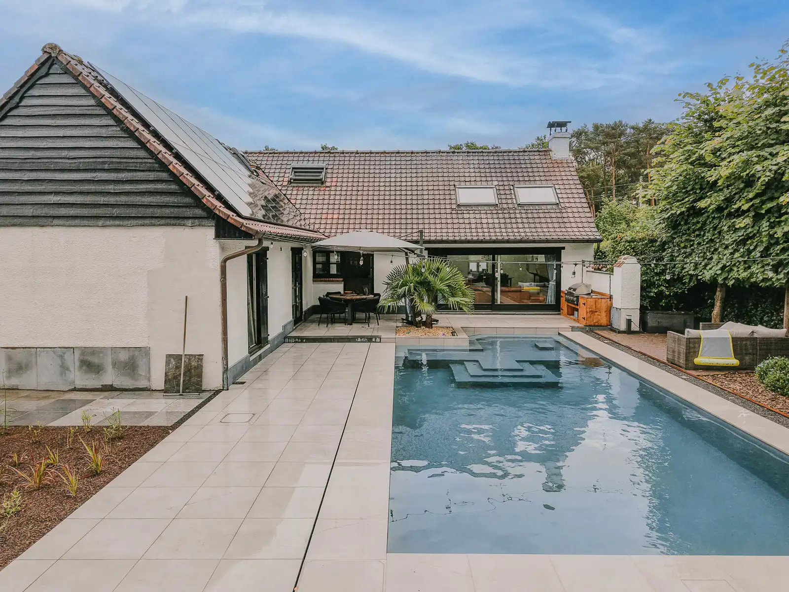 Prachtig gerenoveerde landelijke woning met zwembad foto 25