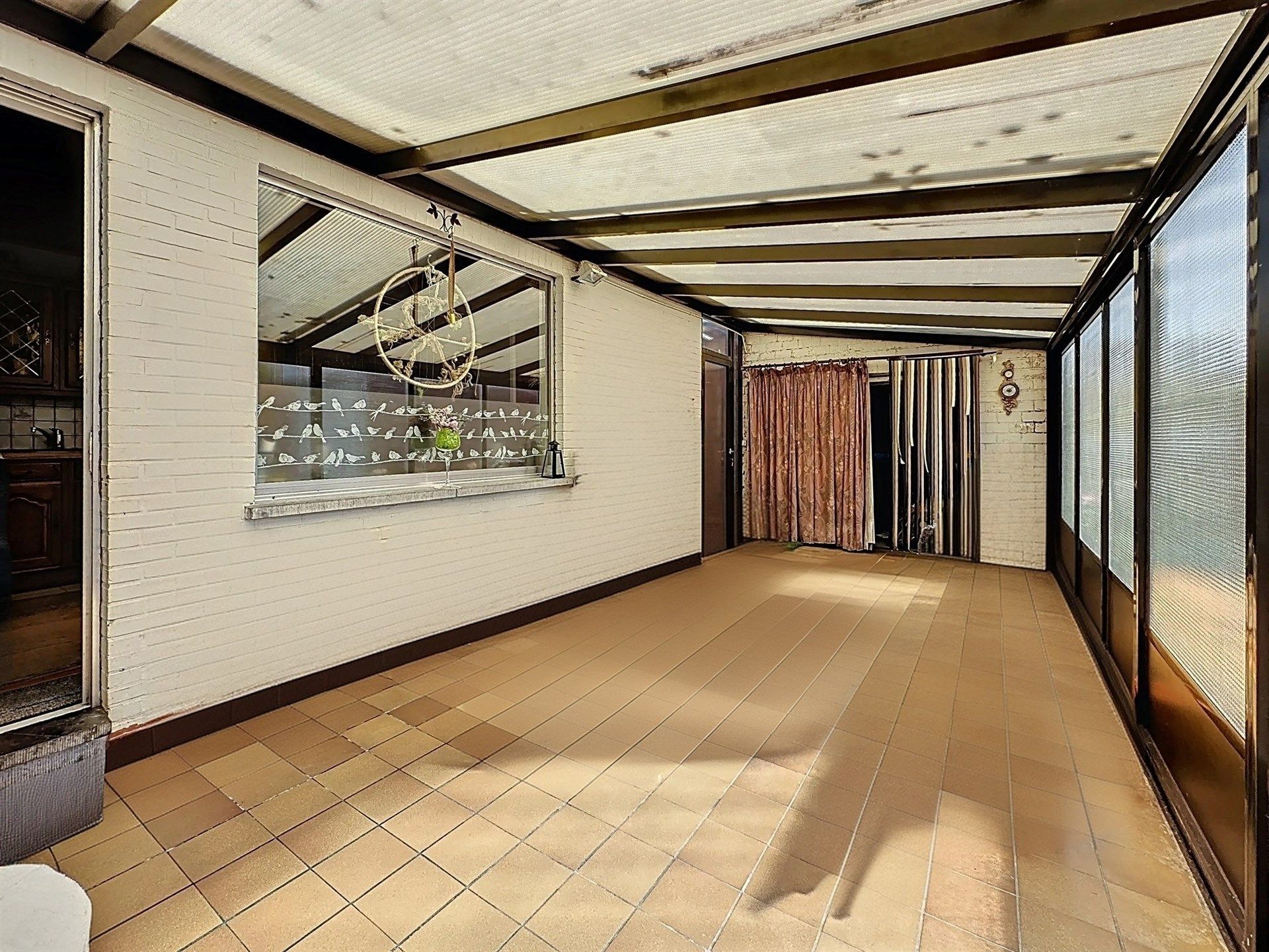 Charmante half open bebouwing met 3 slaapkamers en garage! foto 12