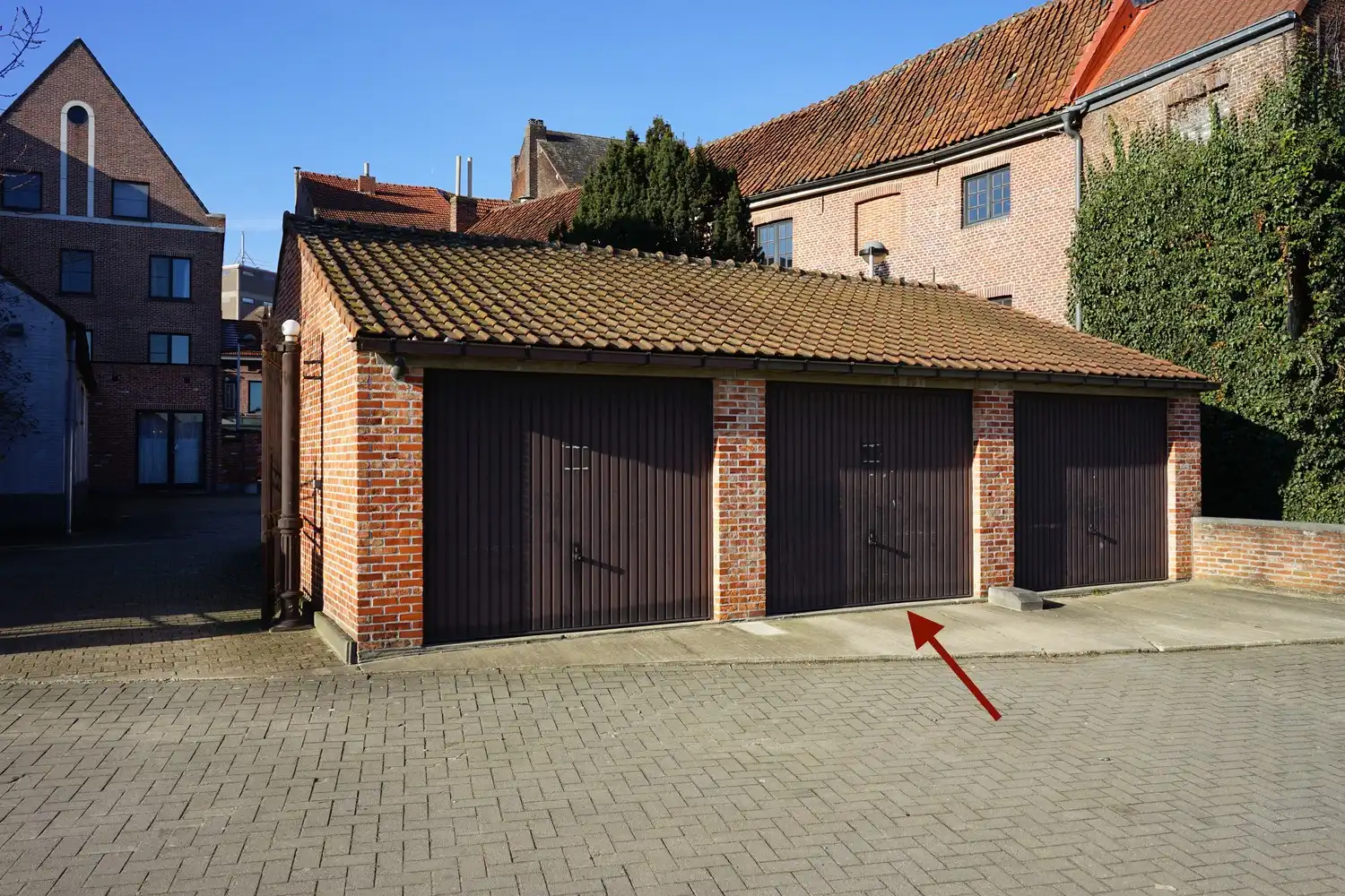 Ruim vernieuwd appartement op TOPLOCATIE met garage! foto 12