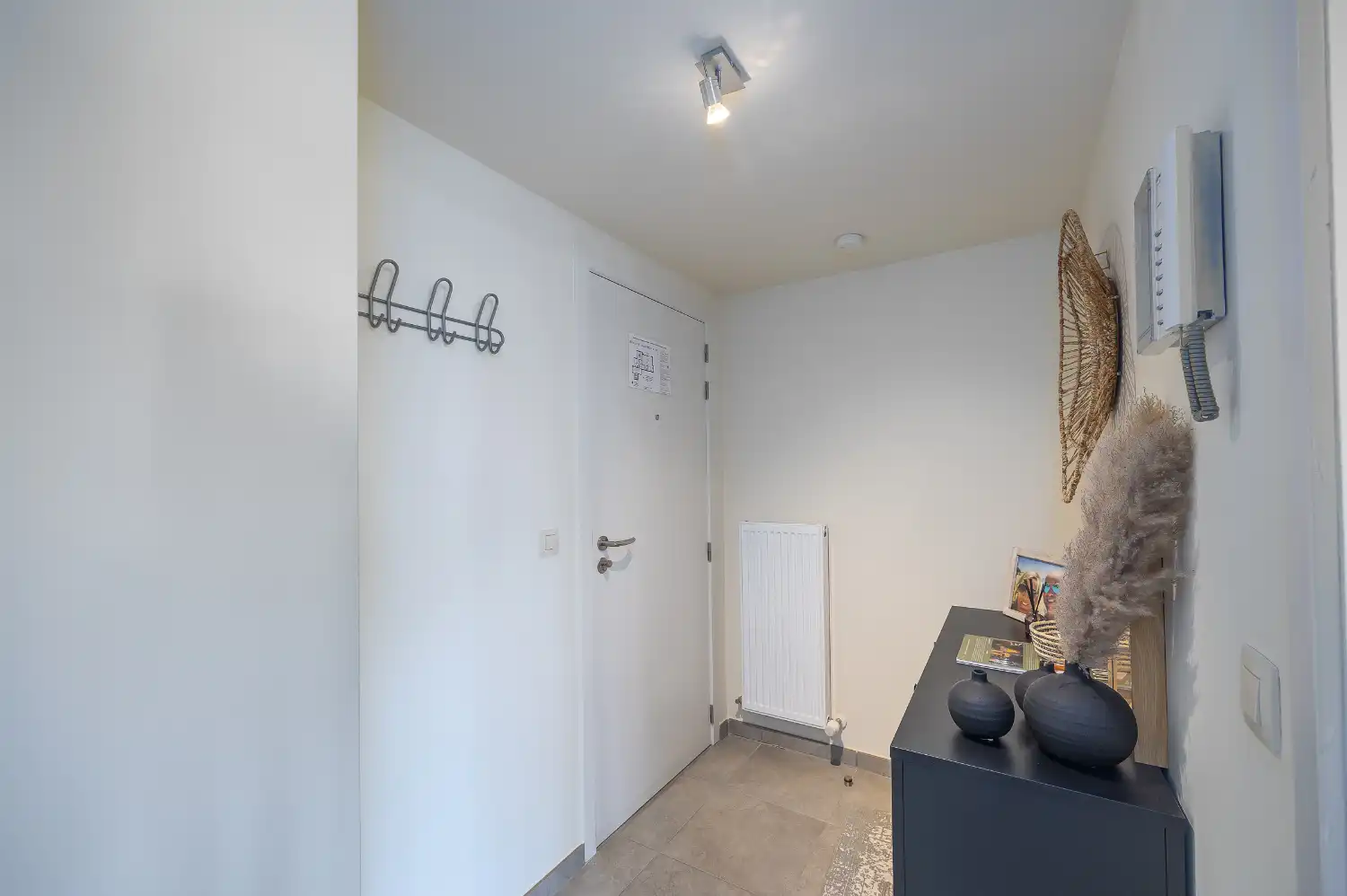 Stijlvol appartement met 1 slaapkamer in charmant gebouw foto 16