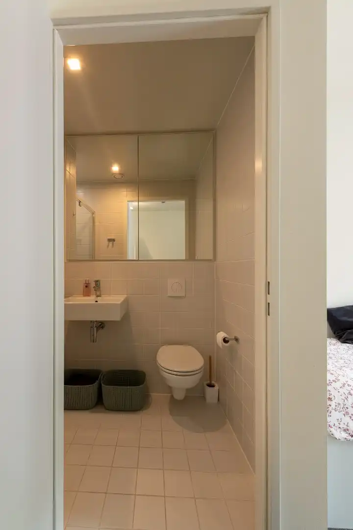 Instapklare en energiezuinige studentenkamer met privébadkamer in hartje Leuven foto 7