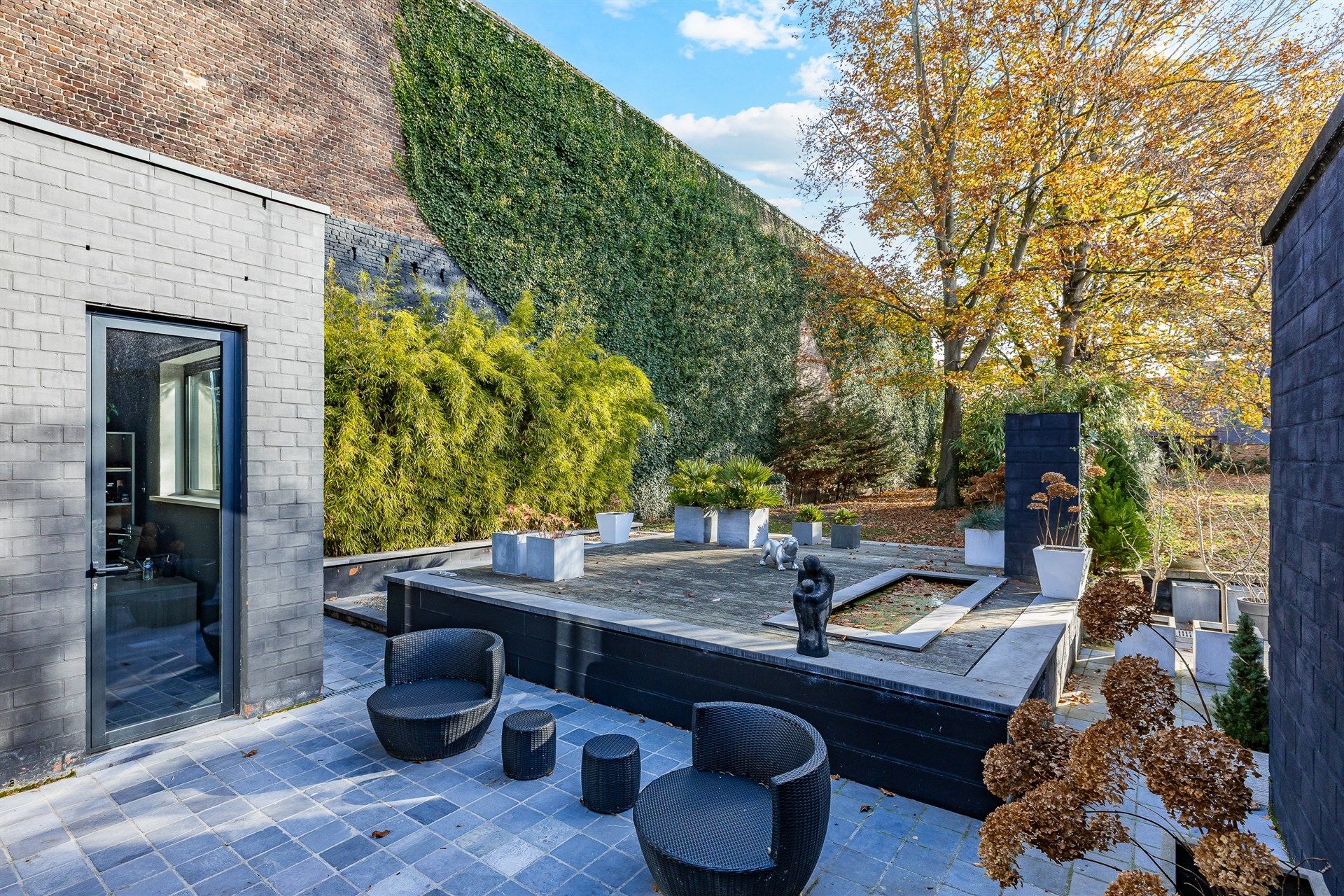 Prachtig winkelpand met duplex op groot perceel foto 27