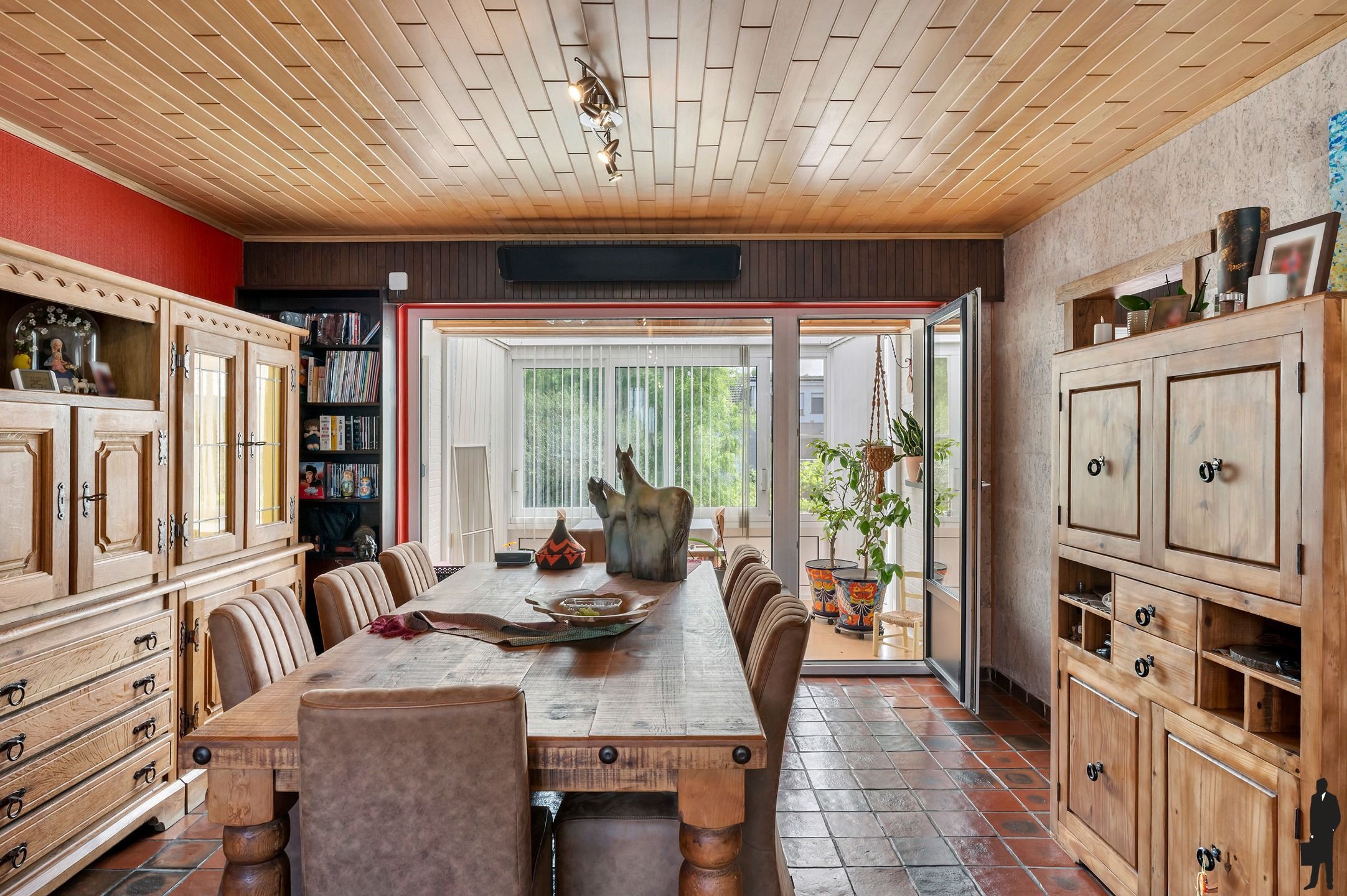 Bel-etage woning met 4-5 slks en een inpandige garage foto 7