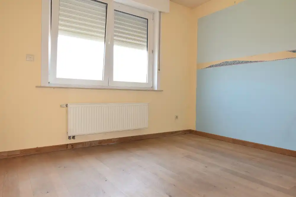 Appartement met twee slaapkamers een grote gesloten garagebox. In een rustige buurt doch niet zo ver van het centrum van Blankenberge. In een gebouw met lift. foto 12