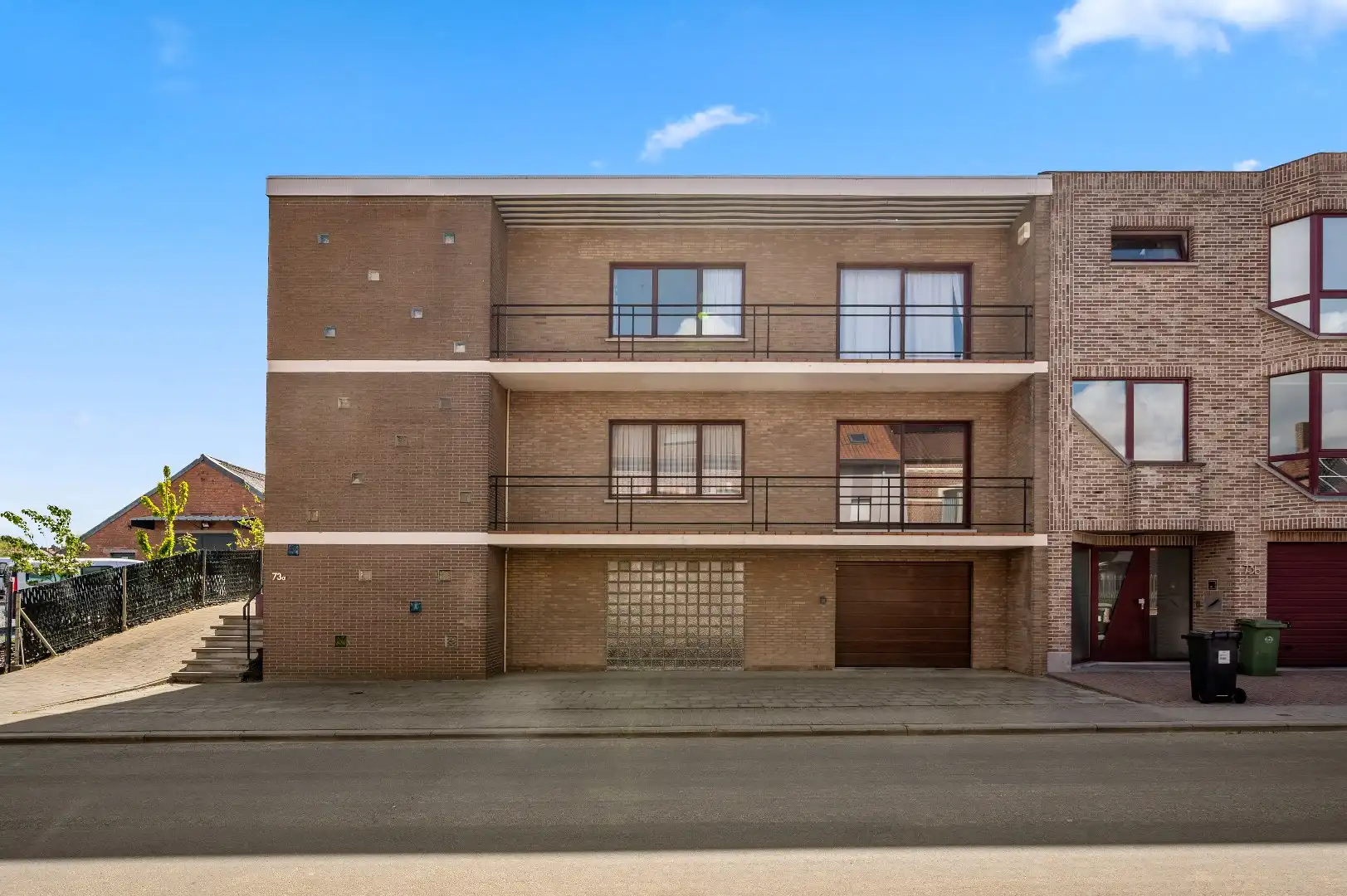 Ruime halfopen bel-étagewoning met uitzonderlijk veel parkeergelegenheid en prachtig uitzicht te koop in Landen foto 30