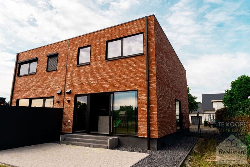 Betaalbare en instapklare nieuwbouwwoning - OB met garage foto 5