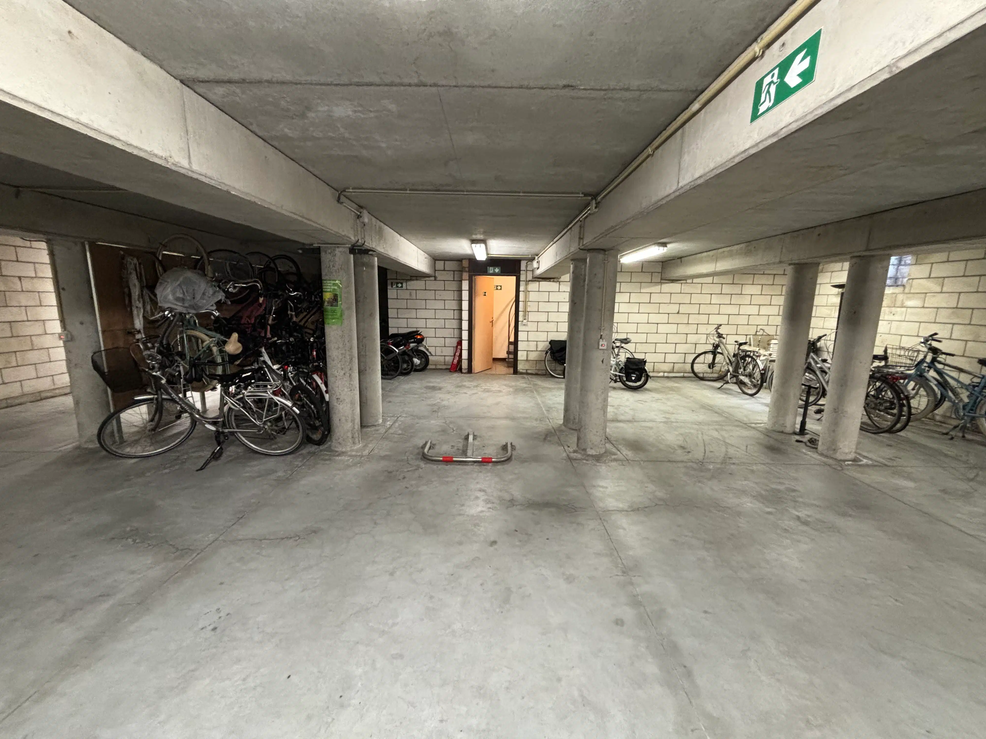 Garage in het centrum van Knokke foto 3