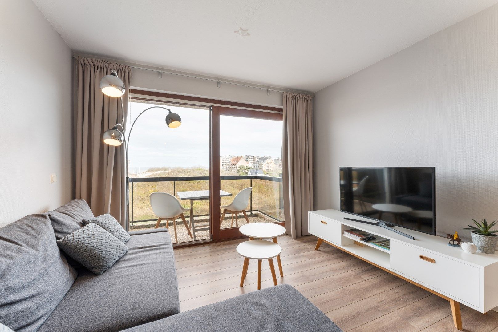 Modern verzorgd appartement met prachtig zeezicht en zonneterras ! foto 6
