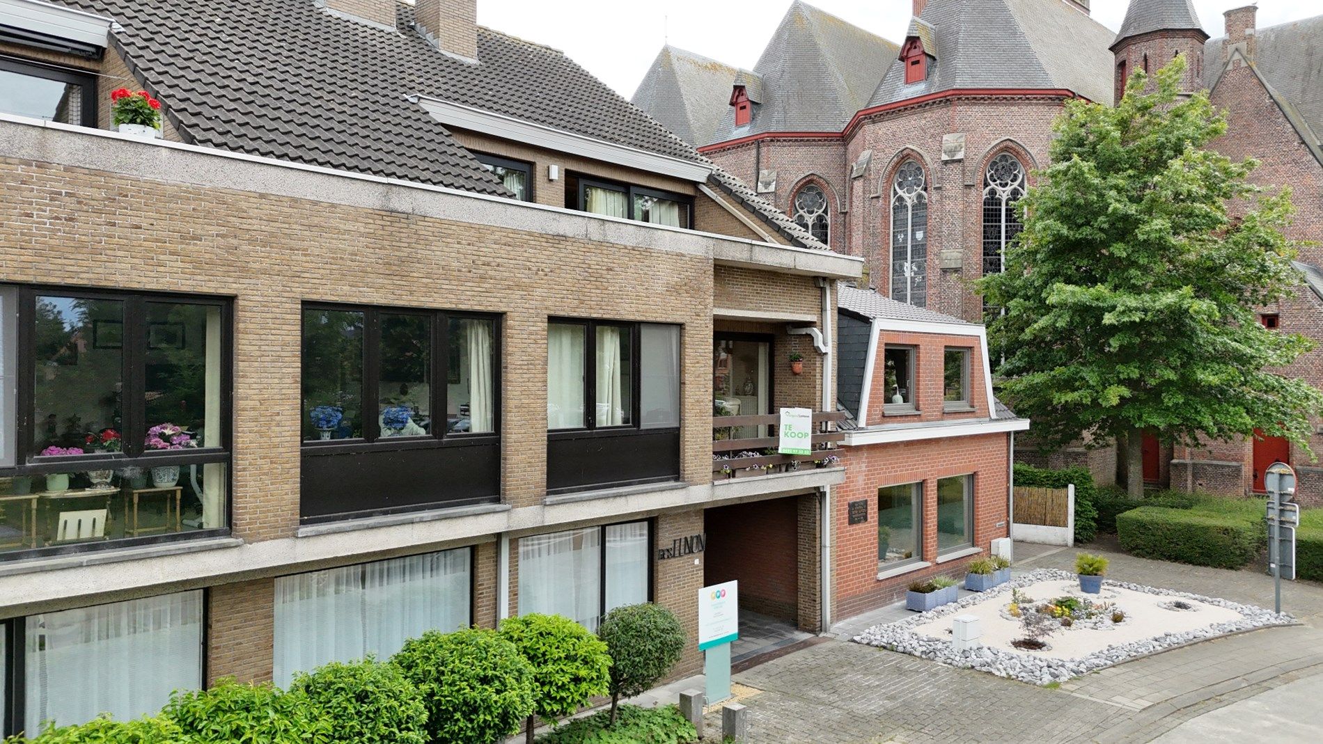 Appartement met 2 slaapkamers en garage te Koekelare foto 3