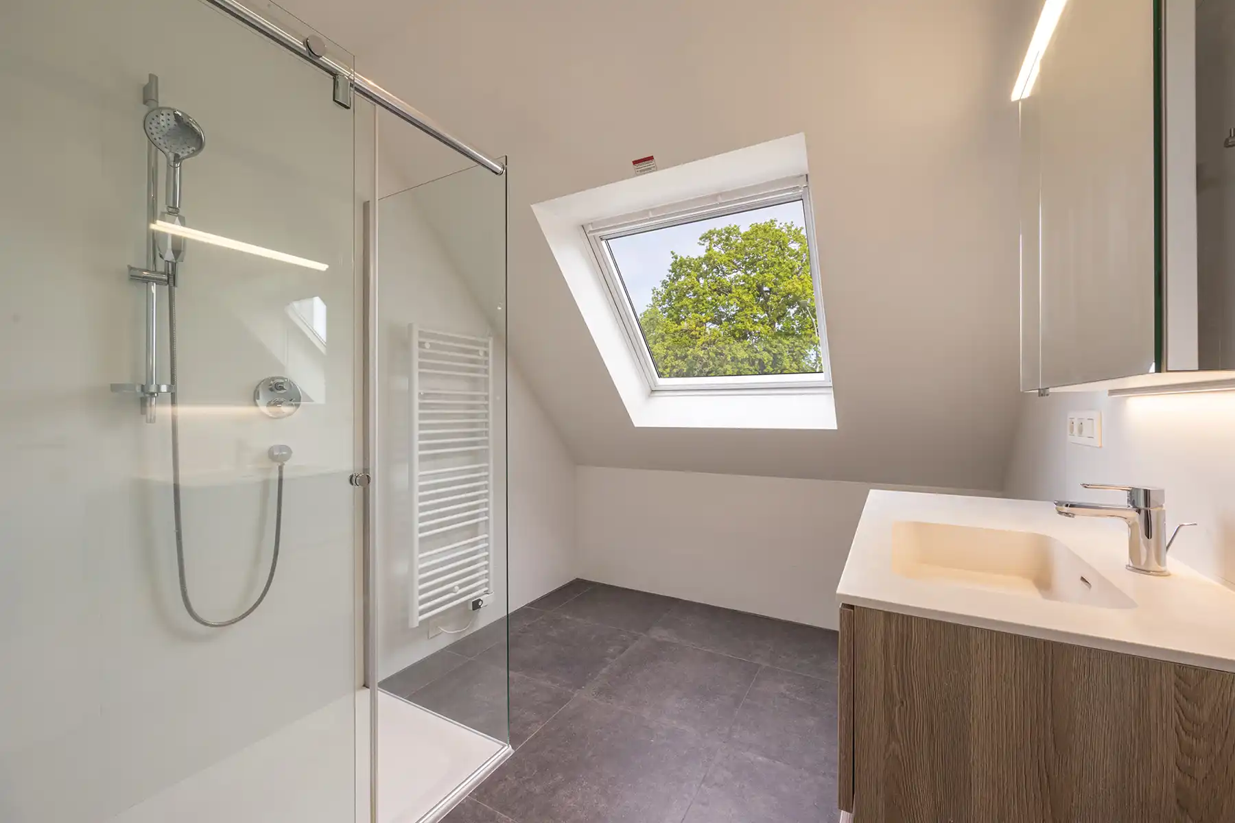 Verzorgd en energiezuinig duplex appartement van ca. 110 m² foto 26