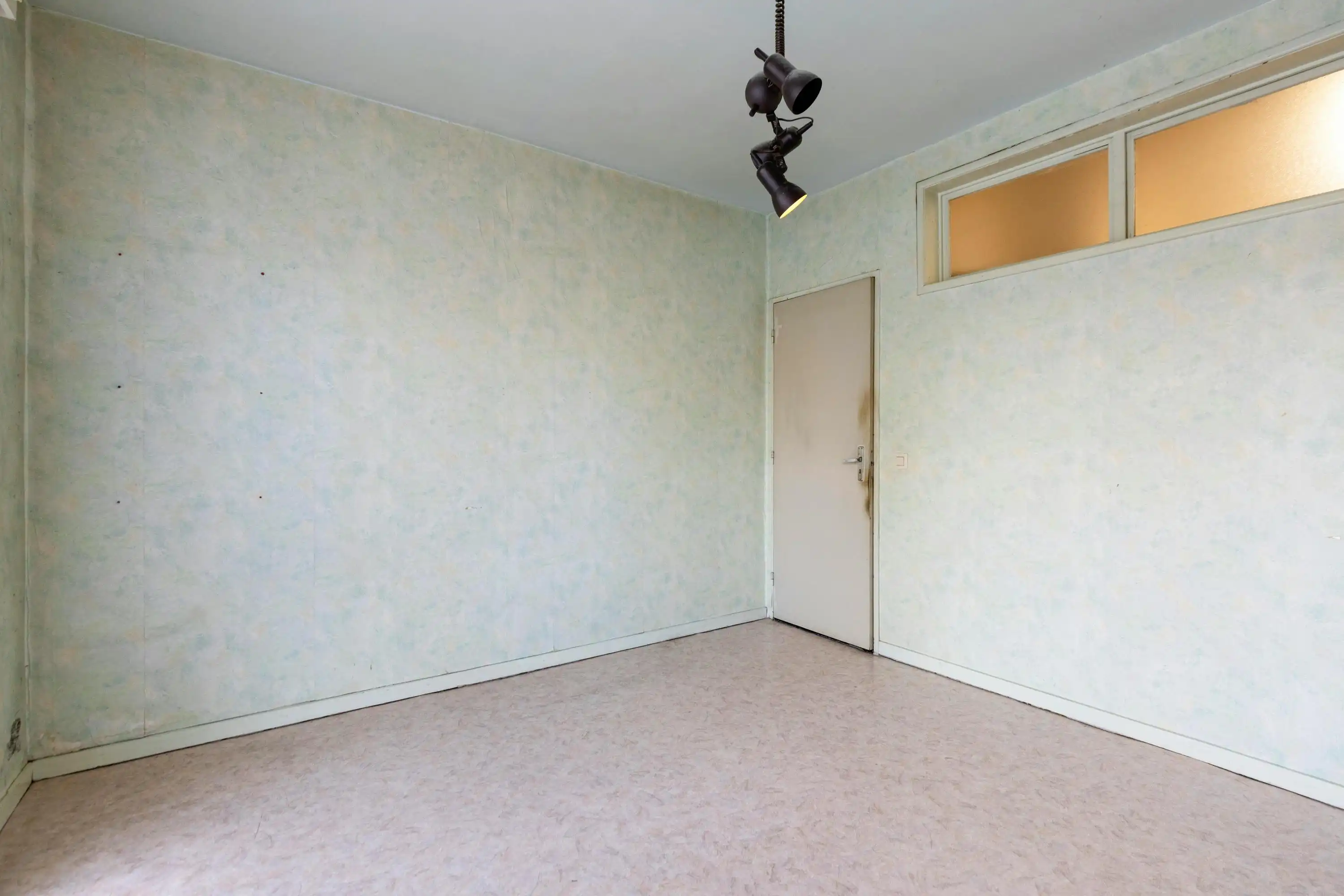 2-slaapkamerappartement met terras en garage te koop in Hemiksem  foto 8