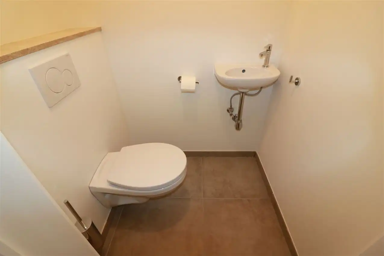 Unieke duplex met twee slpk, terras, autostaanplaats foto 11