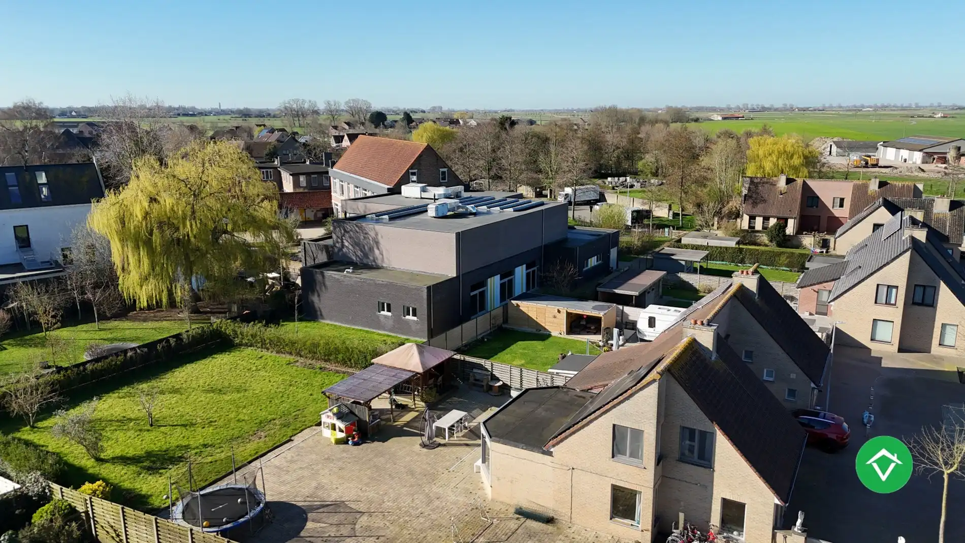 Statige gezinswoning met zonnige tuin, drie slaapkamers en topligging in Leke foto 32