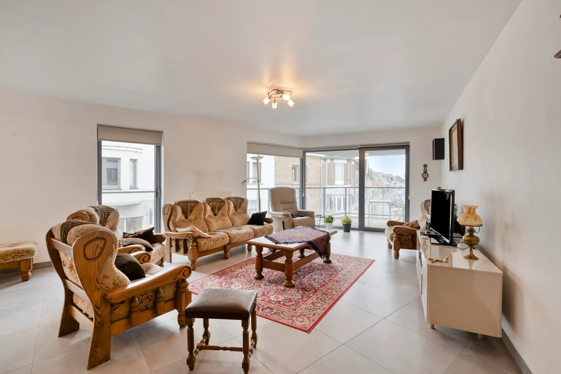 Instapklaar appartement met twee slaapkamer in het centrum! foto 4