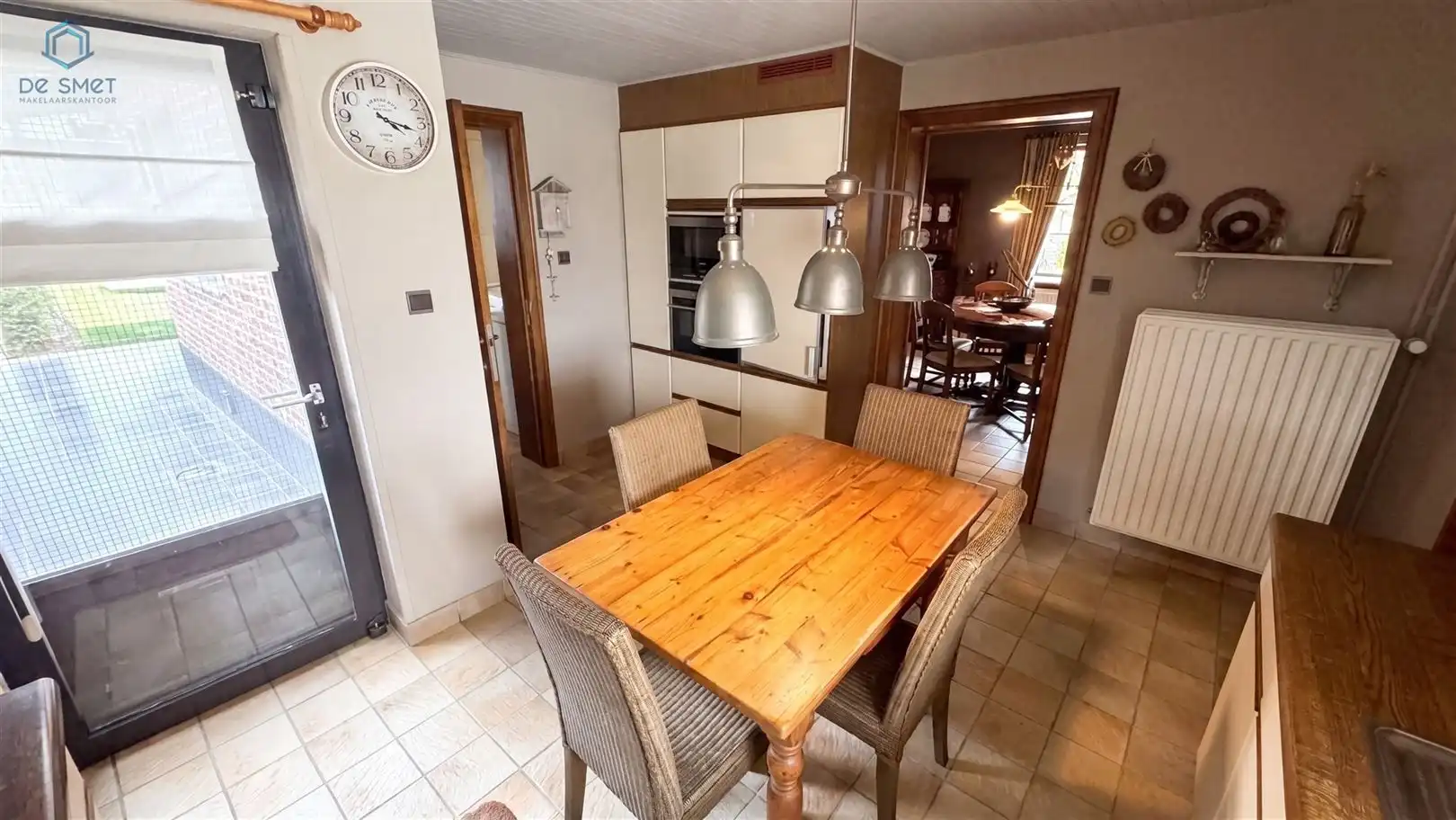 Instapklare woning met 3 slaapkamers, prachtige tuin, 2 garages en tal van mogelijkheden in Lierde foto 20