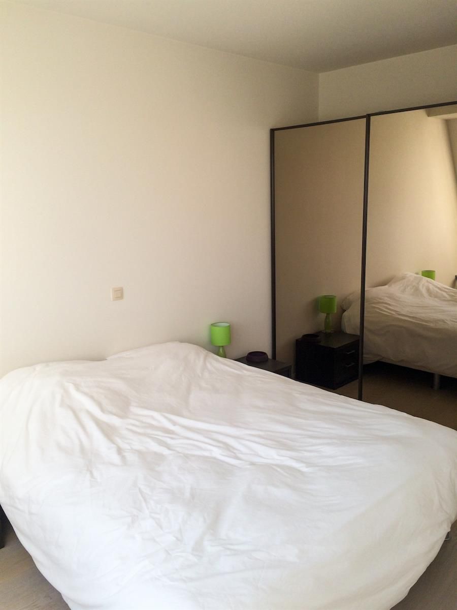 Fantastische gemeubeld 2 kamers PENTHOUSE (Ter Kameren Bos) foto 7