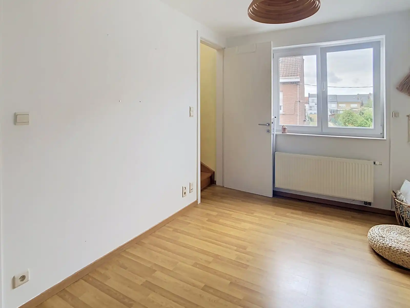 Nabij centrum: woning met 3 slaapkamers, tuin en garage foto 19
