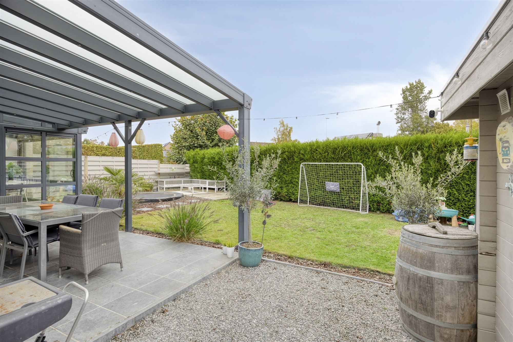 Ruime energiezuinige gezinswoning met 4 slaapkamers foto 37